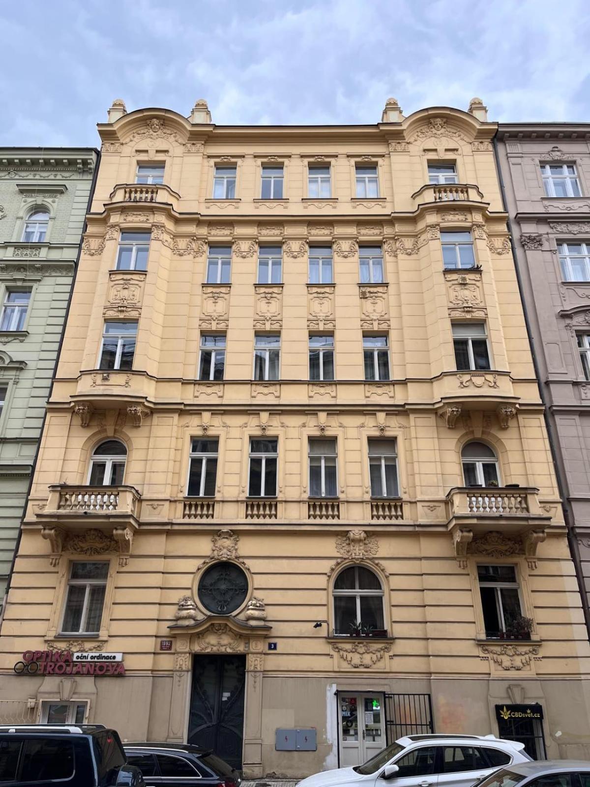 Comfortable And Cosy A Few Steps From Dancing House And Naplavka Dance Appartamento *