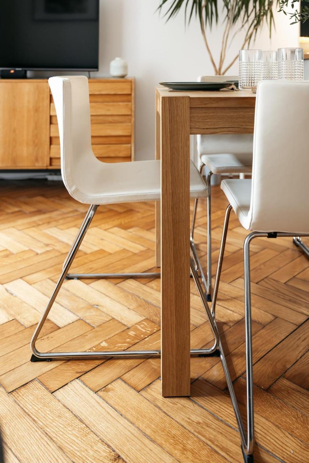 Comfortable And Cosy A Few Steps From Dancing House And Naplavka Dance Praga